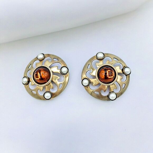 Vintage Scandinavian Earrings 10K GP Scroll Viking Lucite Pearl Estate Jewelry - Picture 6 of 9